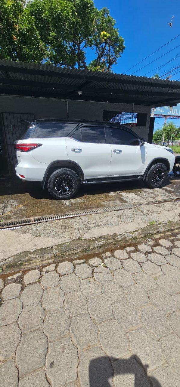 2024 Toyota Fortuner SRV